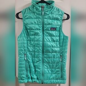 Women's Patagonia Green Nano Puffer Vest